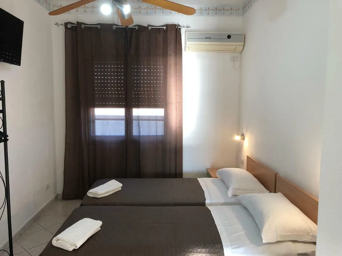Hotel Civico 17 Alghero 2*,